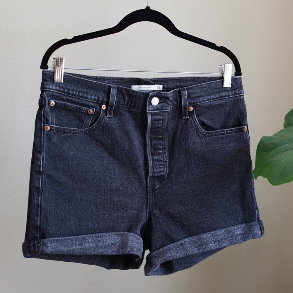 Levi's Wedgie Fit Shorts